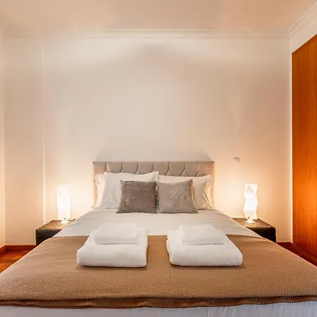 Lägenhet Bright Modern 2br Near Cristo Rei Caniço