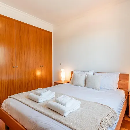 شقة Bright Modern 2br Near Cristo Rei كانيكو