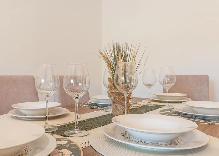 Bright Modern 2br Near Cristo Rei * קאניקו