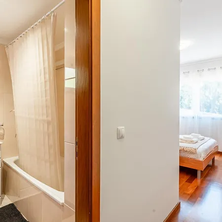 Garajau Escape Modern T2 With Balcony And Parking * 卡尼索
