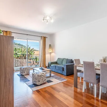 Garajau Escape Modern T2 With Balcony And Parking