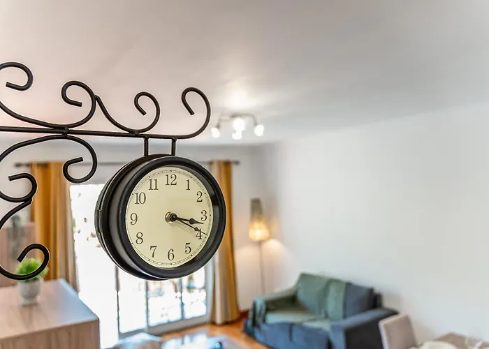 Bright Modern 2br Near Cristo Rei Appartamento Caniço