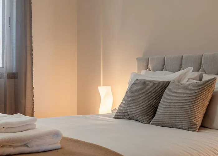 Bright Modern 2br Near Cristo Rei