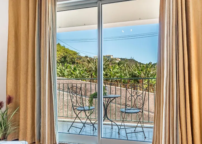 Bright Modern 2br Near Cristo Rei Appartamento