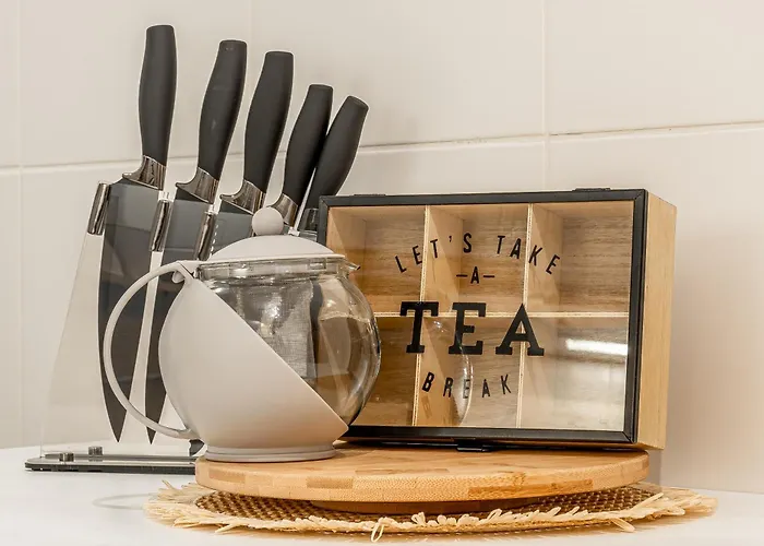 Bright Modern 2br Near Cristo Rei Appartamento